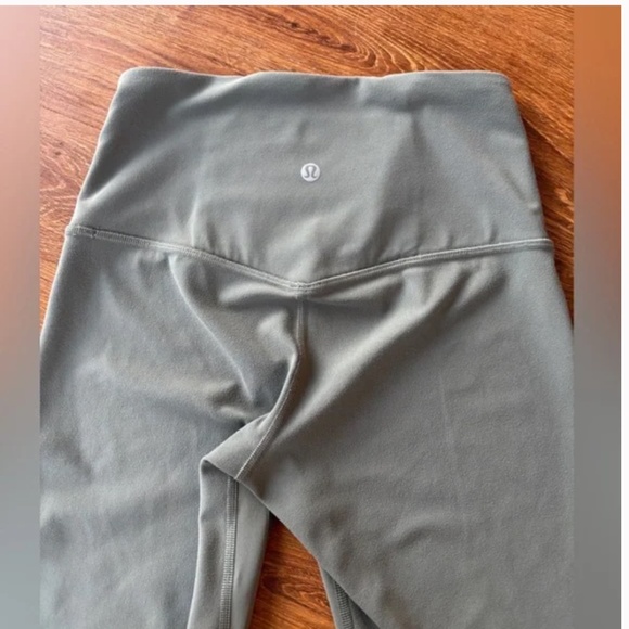 Lululemon Align Mini Flare Pant High Rise Short 30” - Smoked Spruce (Size 4) - Picture 7 of 9